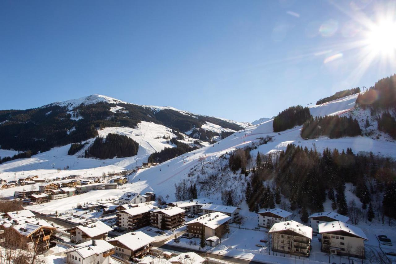 Appartementhaus Tannenberg Saalbach-Hinterglemm Bagian luar foto